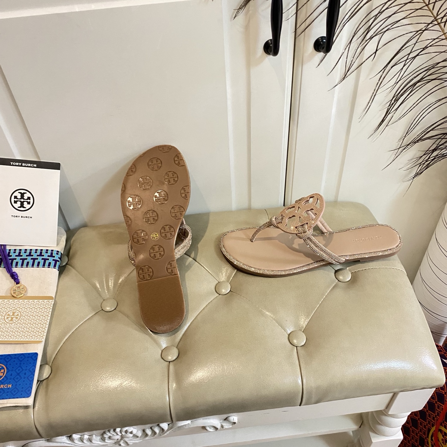 659232229